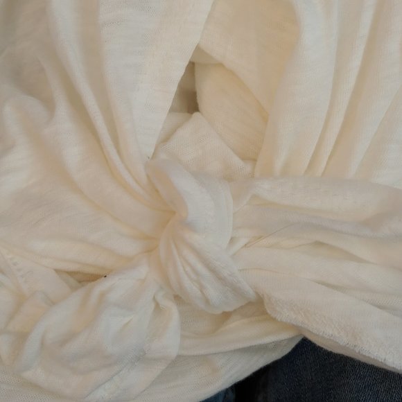 Yellow brand t-shirt dress with slit and tie for beach and tropical wear - Picture 8 of 9